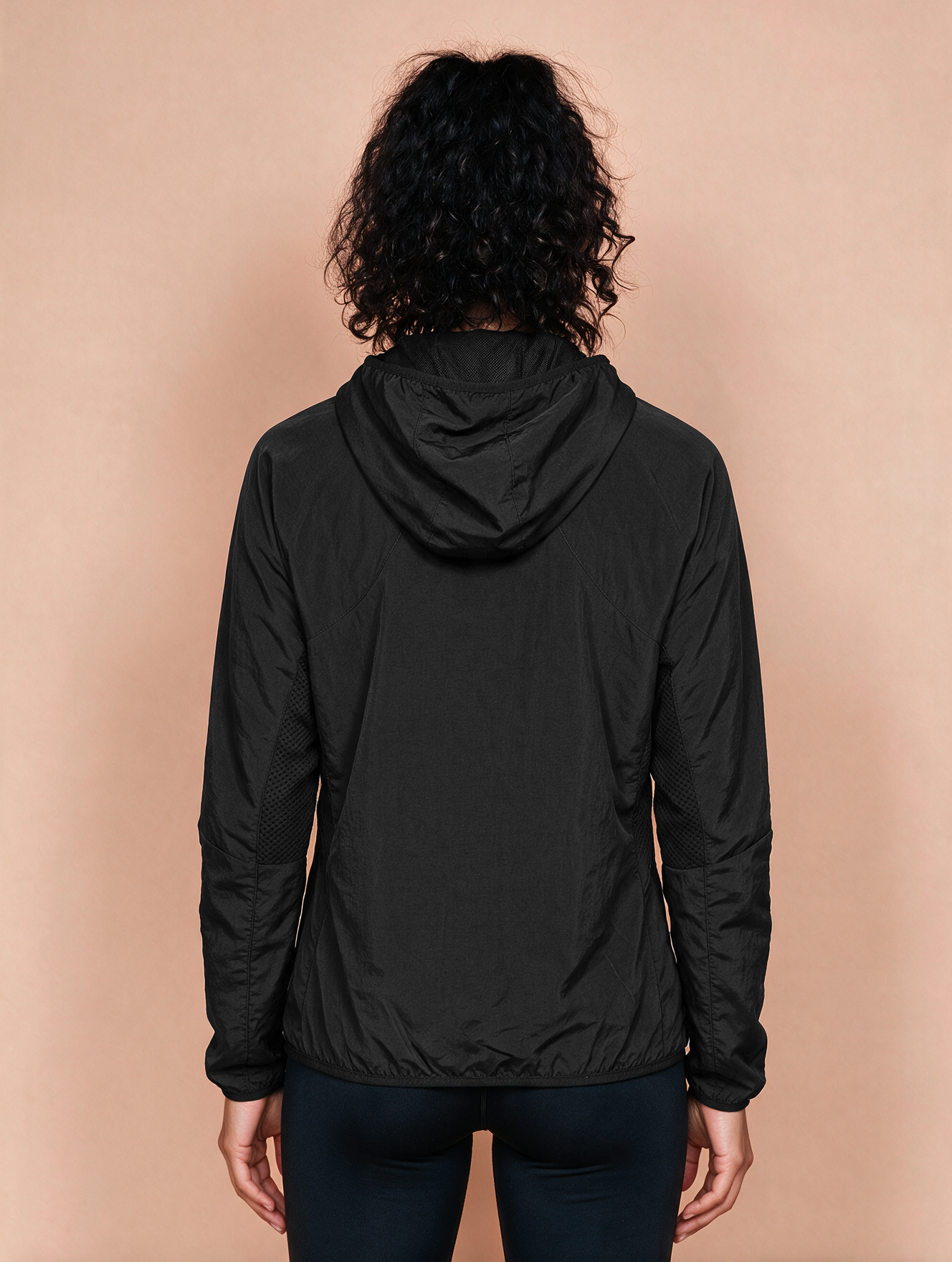 Cortaviento Wayra con Malla Lateral