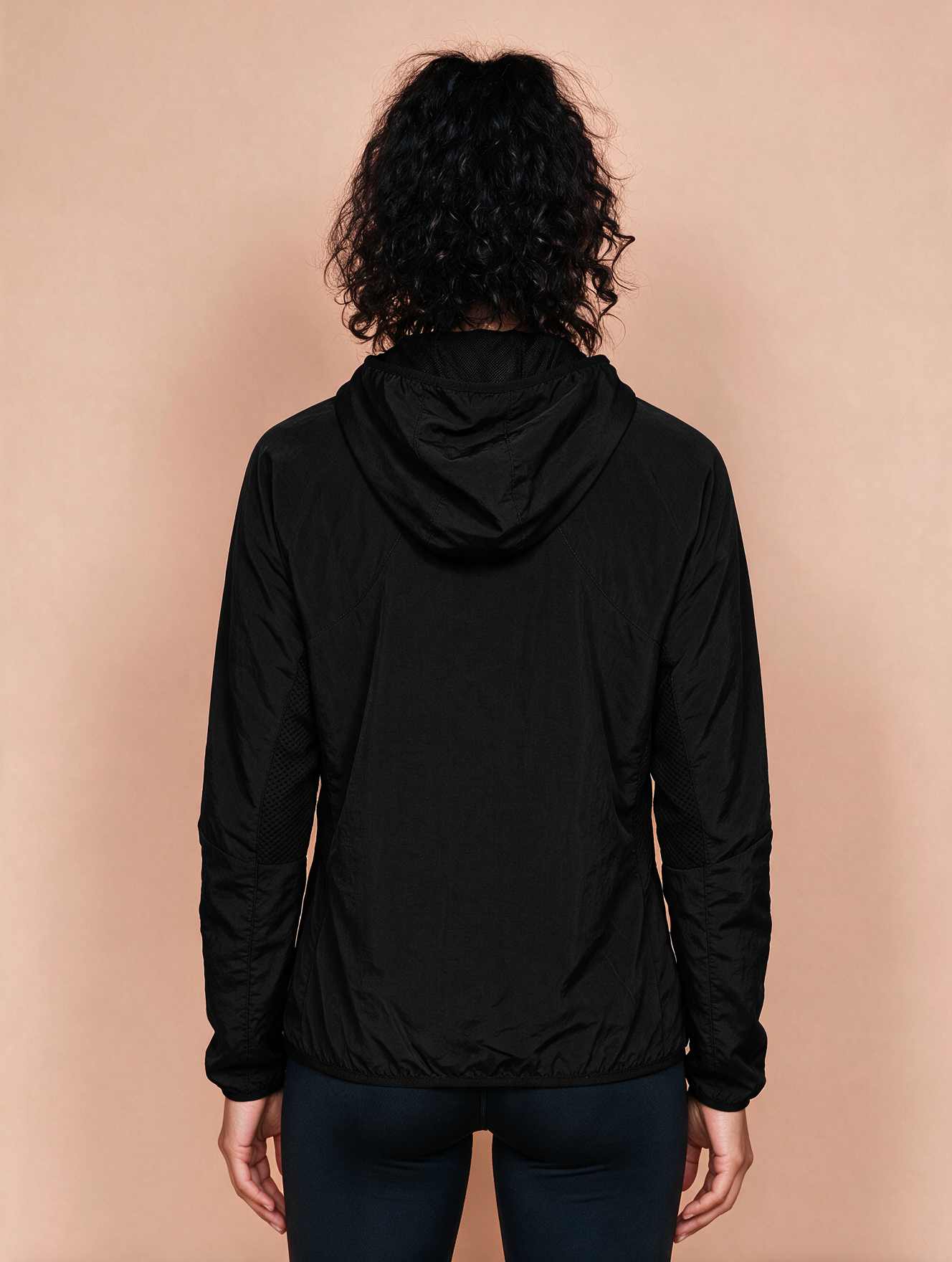 Cortaviento Wayra con Malla Lateral