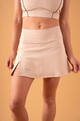 Falda short abertura lateral