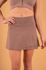 Falda short abertura lateral