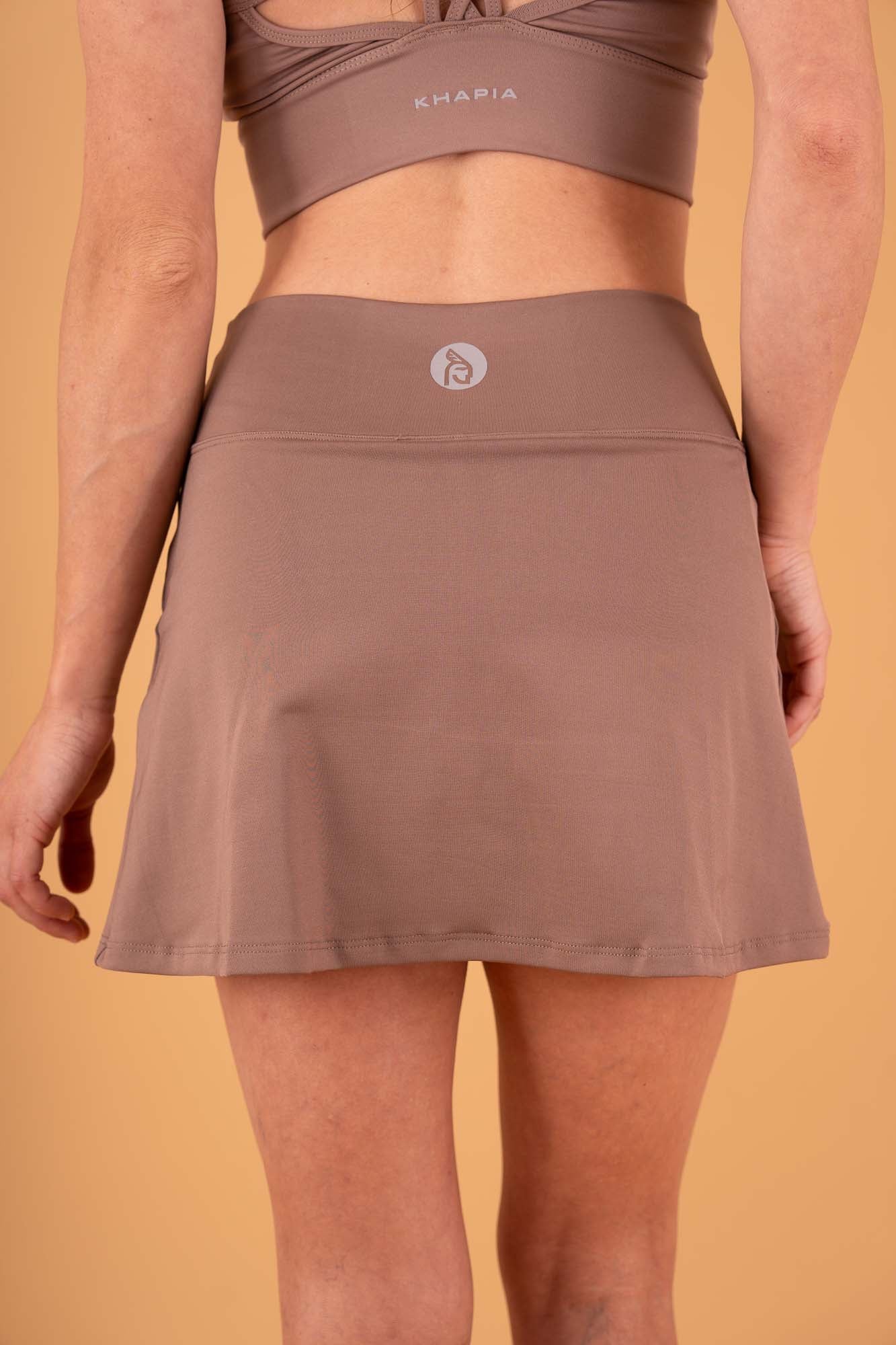 Falda short abertura lateral