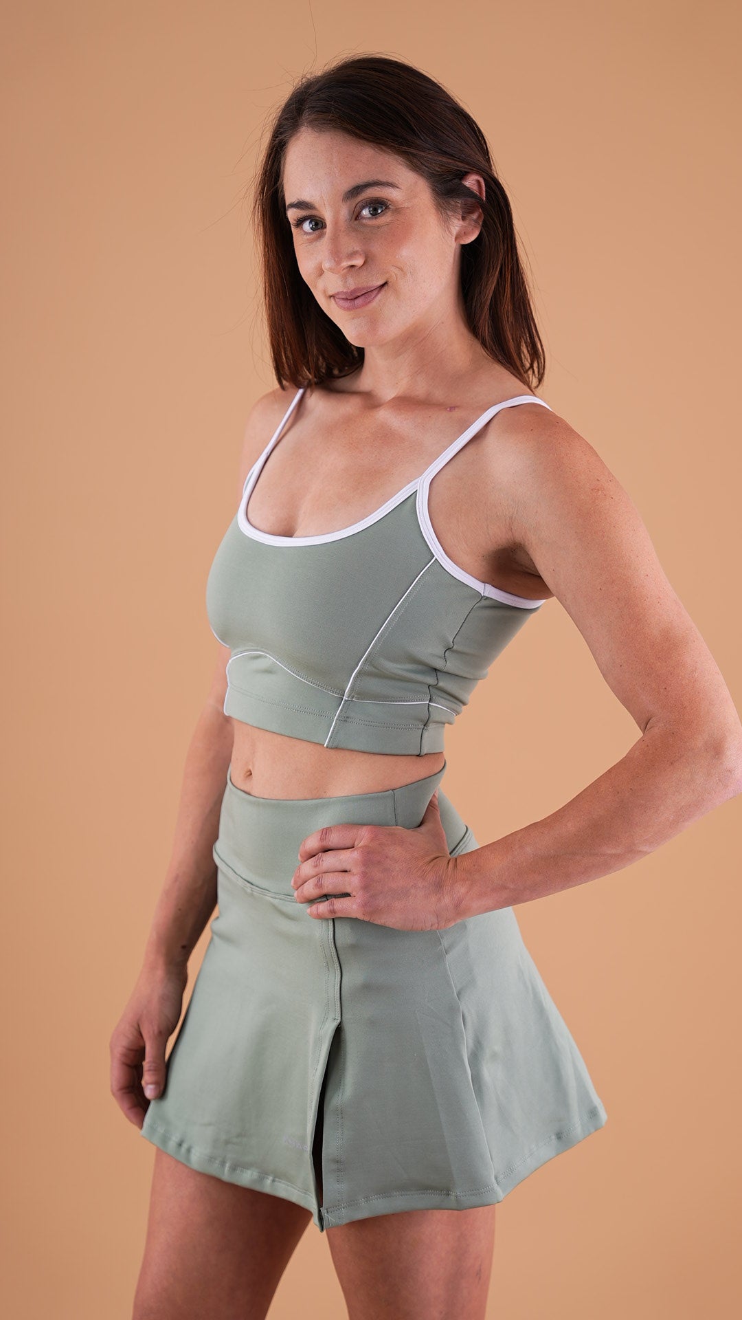 Falda short abertura lateral