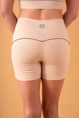 Short con líneas