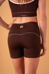 Short con líneas