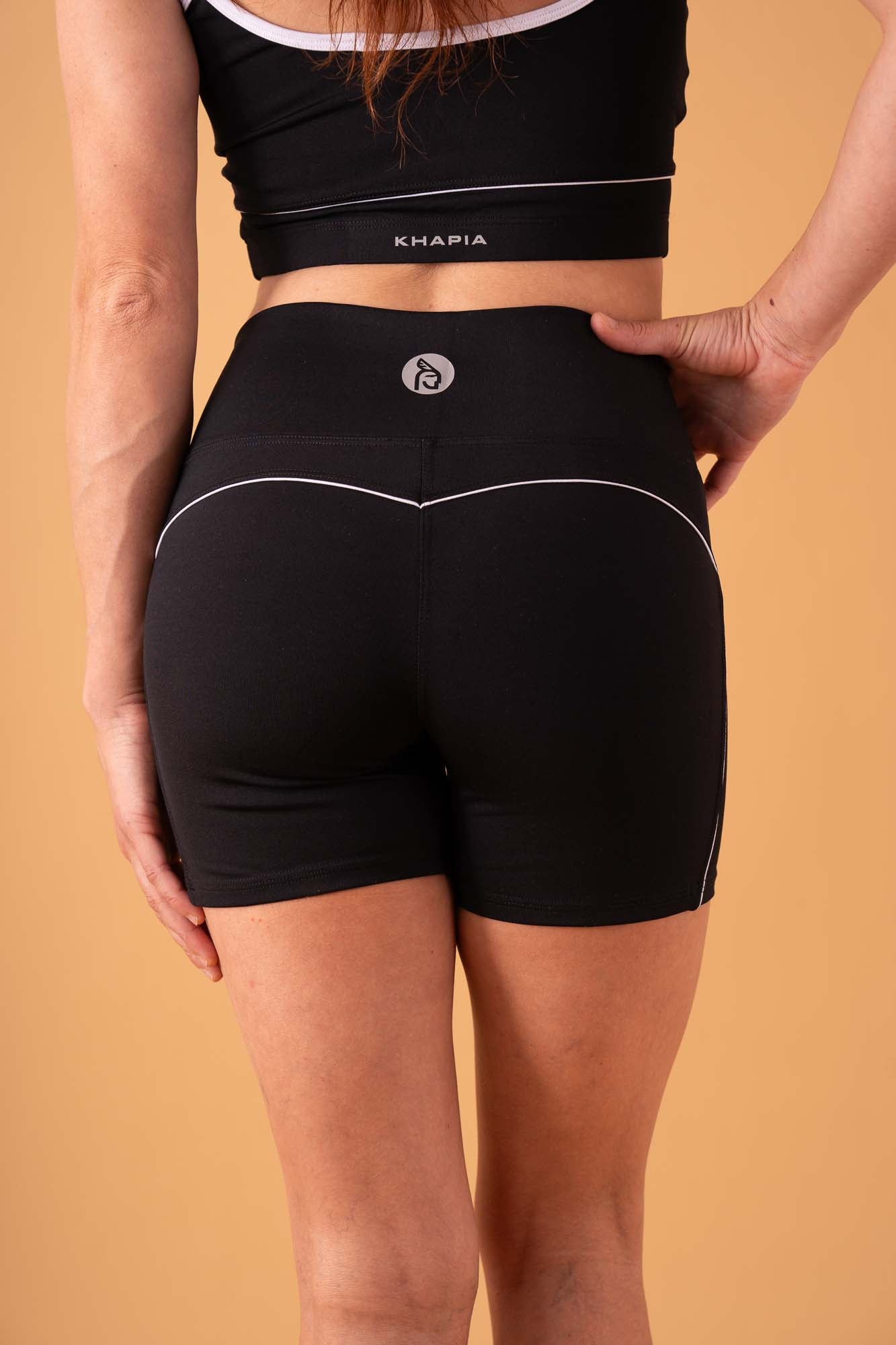 Short con líneas