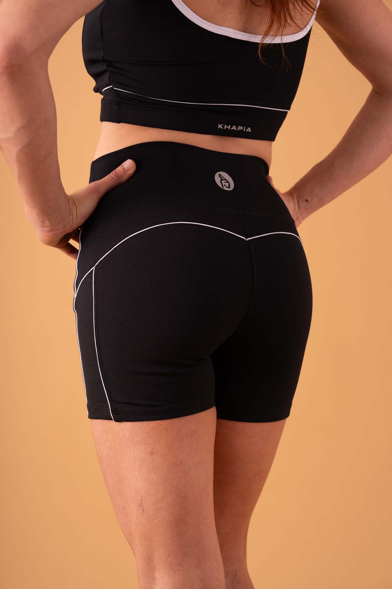 Short con líneas