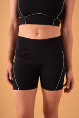 Short sin costura con líneas